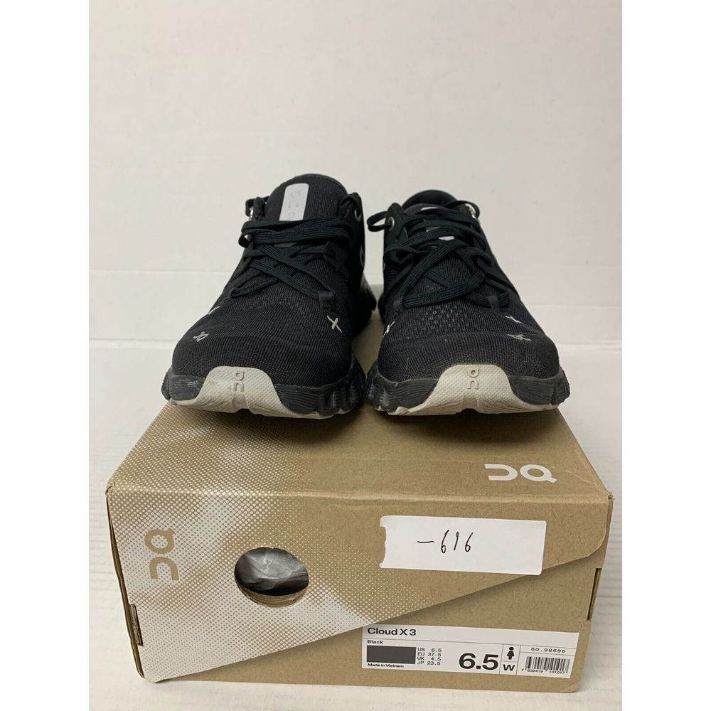 .616 On Cloud x 3, Black, Womens Running Shoes-US 6.5 Womens